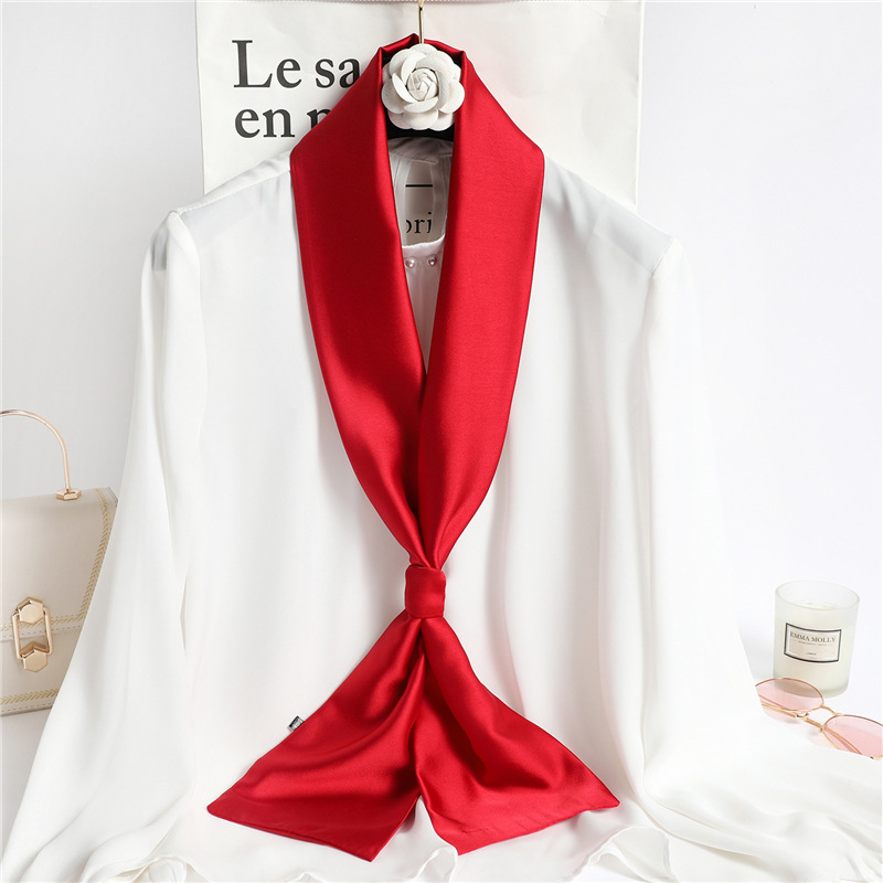 Travel Accessories Neck - Selendang Sutra Panjang Warna Merah Solid