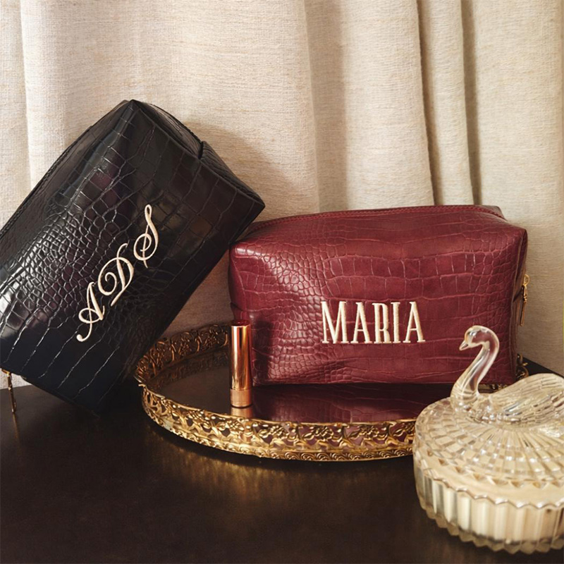 Travel Accessories Ideas - Tas Makeup Bordir Motif Buaya, Pouch