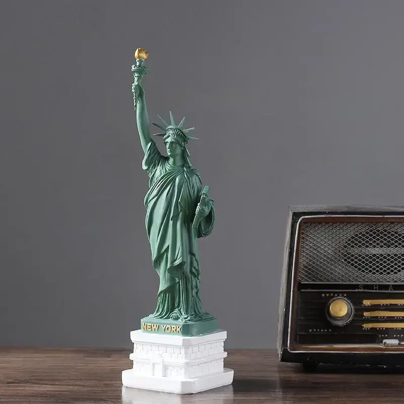 Patung New York Model Liberty  - Travel Accessories New York ulasan dan harga