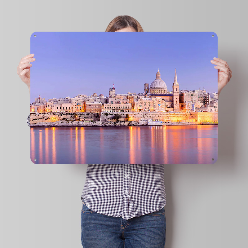 Poster Logam Tekstur 3D Kota M - Travel Accessories Malta ulasan dan harga