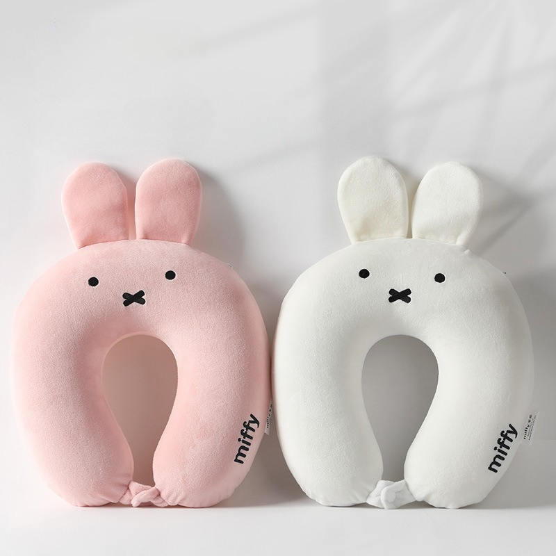 Lucu Laris Anime Miffy Telinga - Travel Accessories Pillow ulasan dan harga